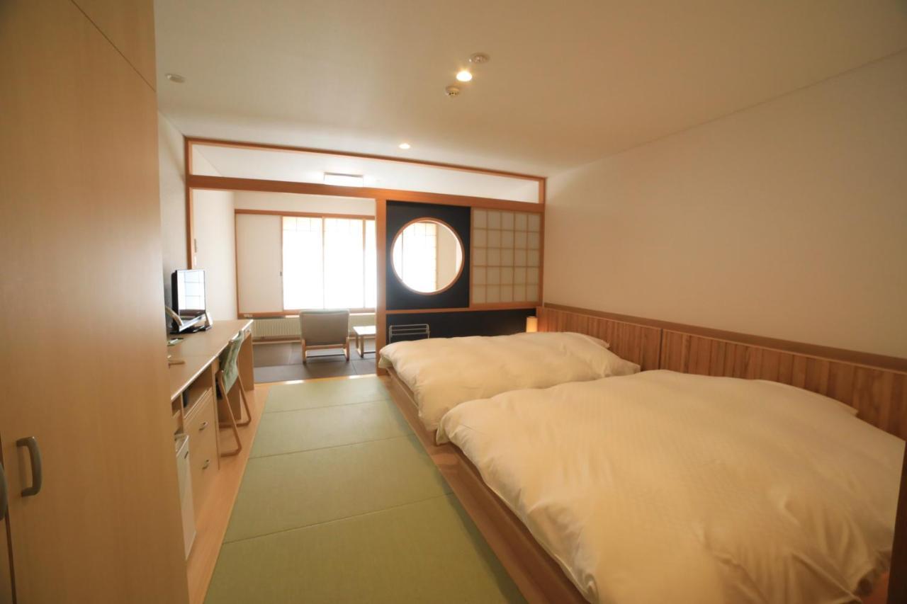 ホテル 休暇村 日光湯元 エクステリア 写真